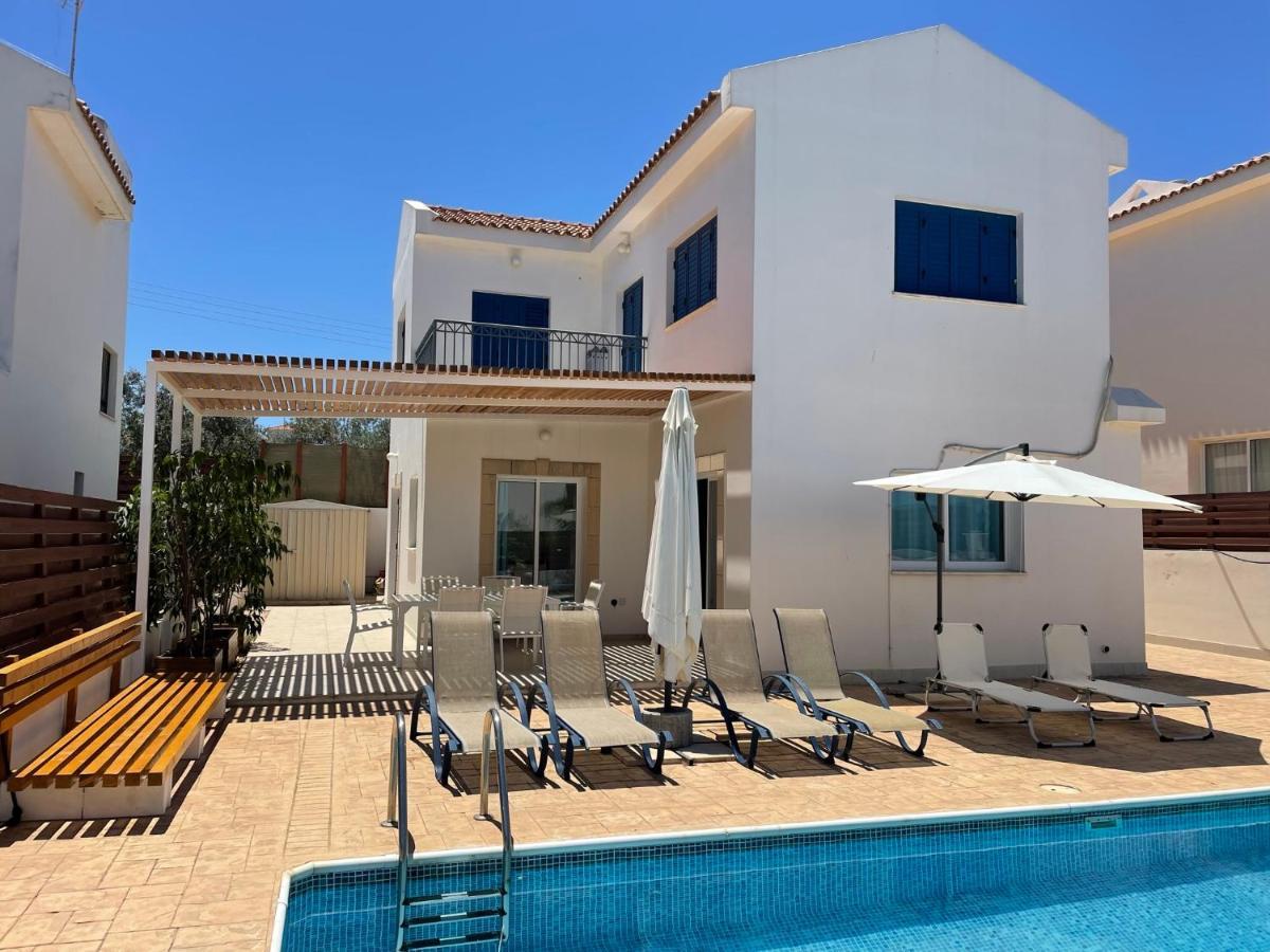 Sol Y Mar Malama Villa Paralimni Exterior photo