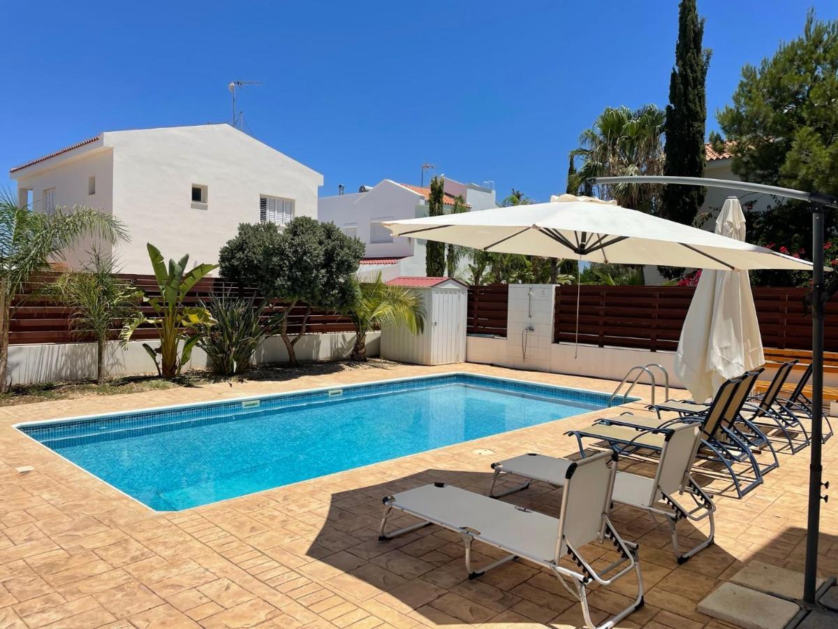 Sol Y Mar Malama Villa Paralimni Exterior photo