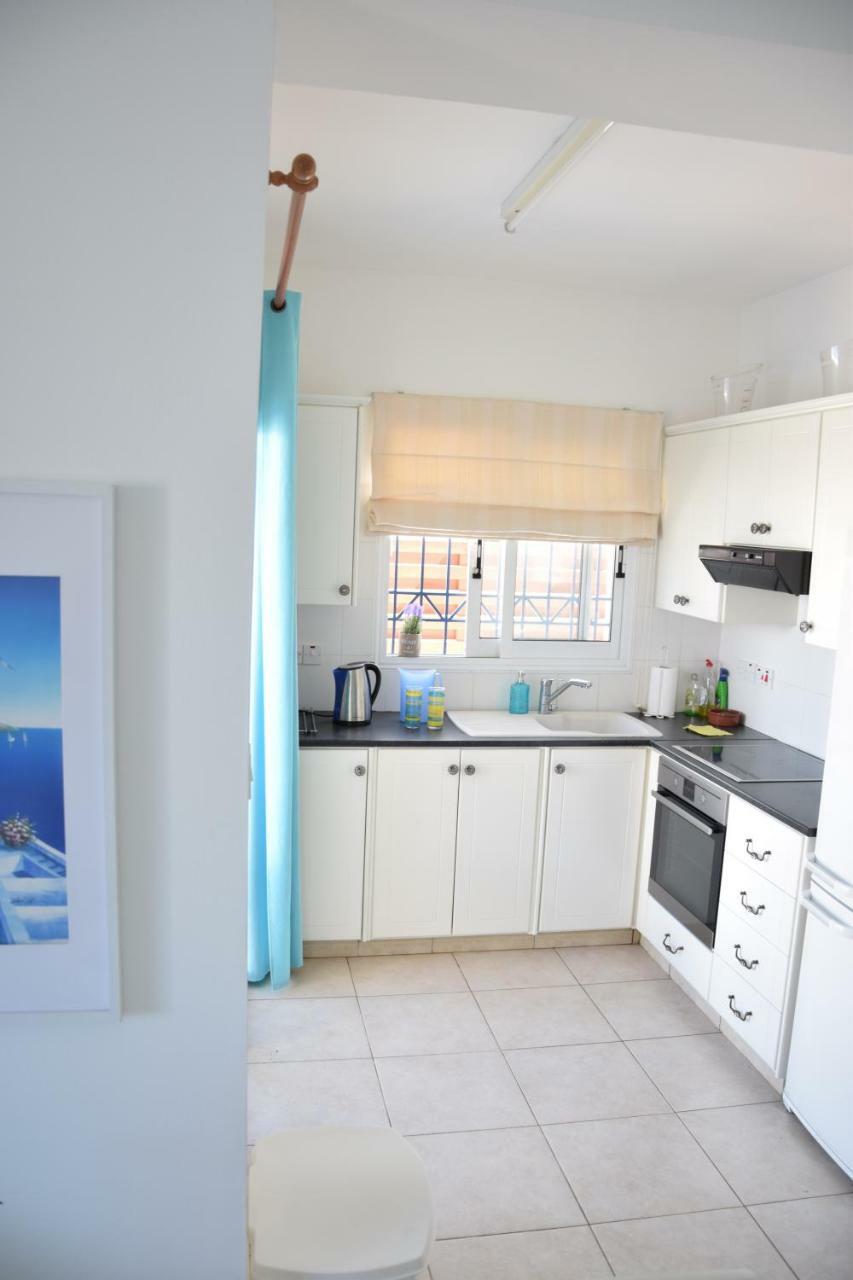 Sol Y Mar Malama Villa Paralimni Exterior photo