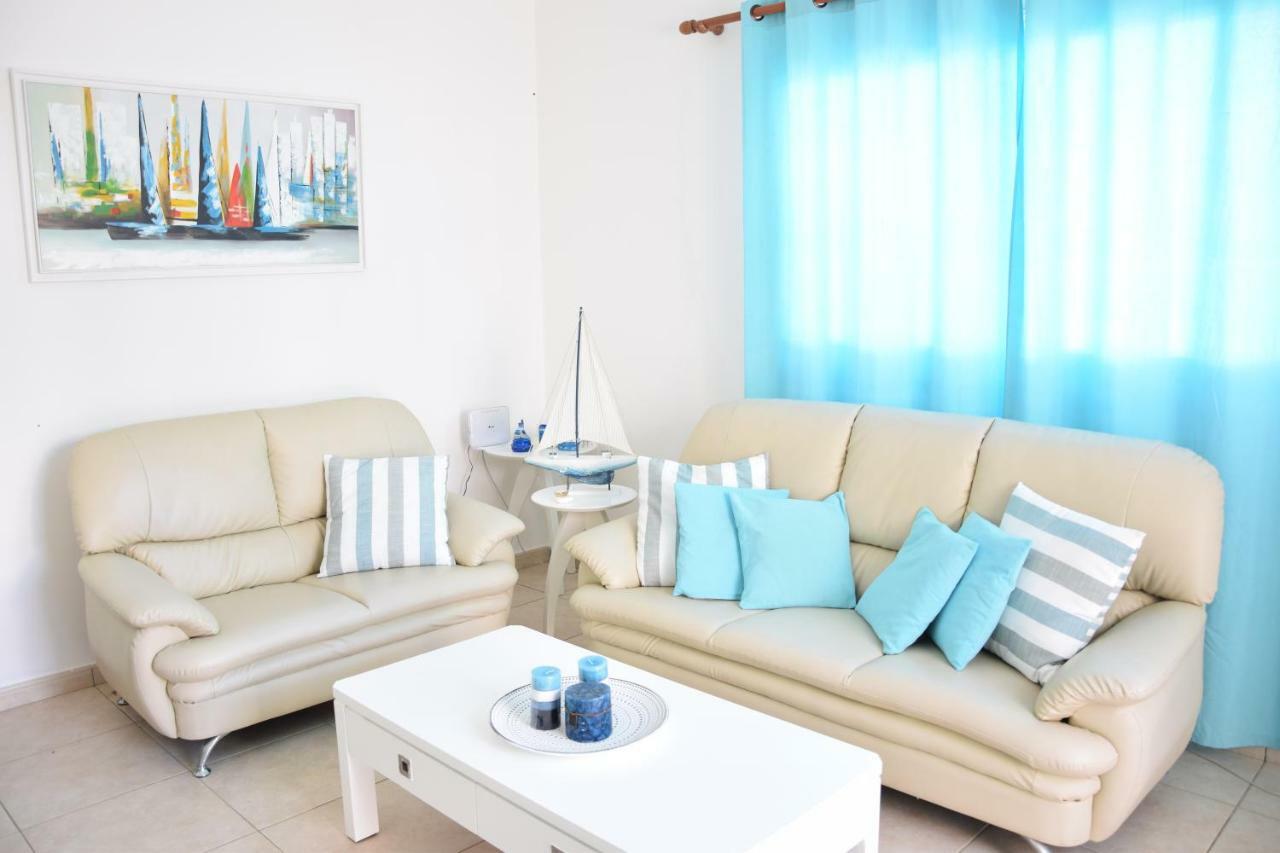 Sol Y Mar Malama Villa Paralimni Exterior photo